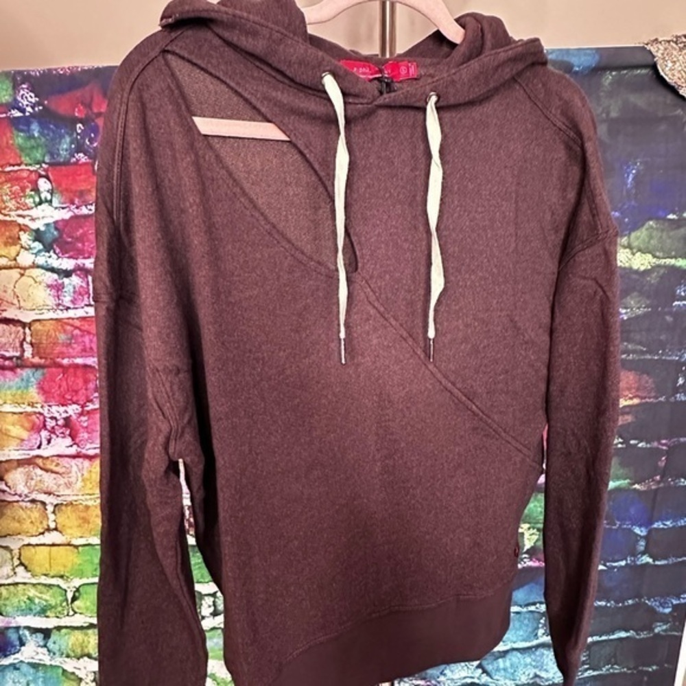N Phllanthropthy Womens Fran Hoodie Sweatshirt
Style # 3146TCR00 NWT Size Small